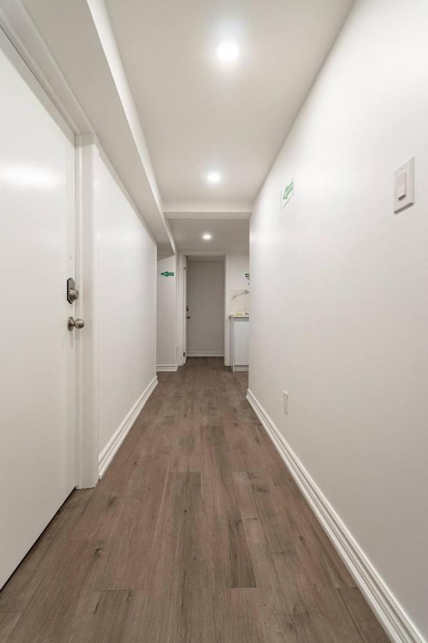 Gasthof Simple & Tidy Private Toronto
