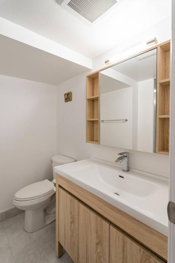 Gasthof Simple & Tidy Private Toronto